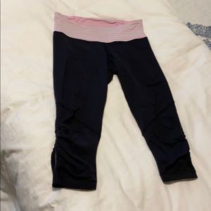 Lululemon cropped leggings size 6